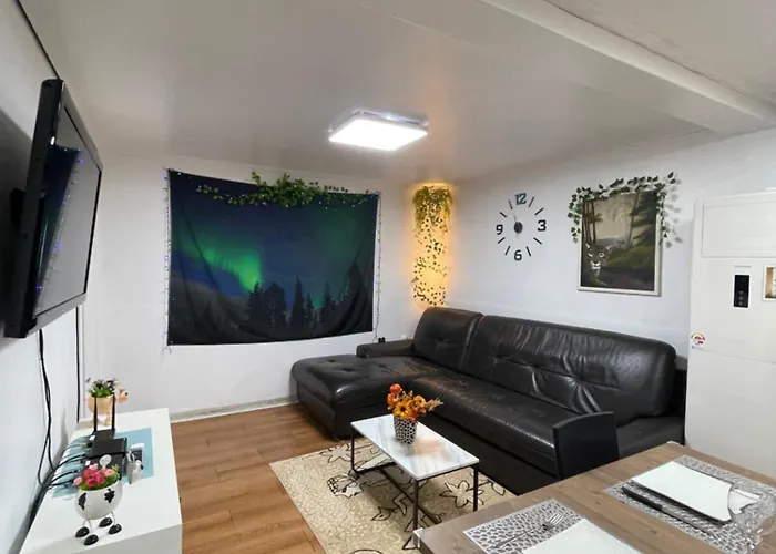 Newly Renovated Spacious 2 Bedroom Unit In Hbc #1 Villa
