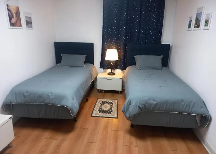 Newly Renovated Spacious 2 Bedroom Unit In Hbc #1 Séoul